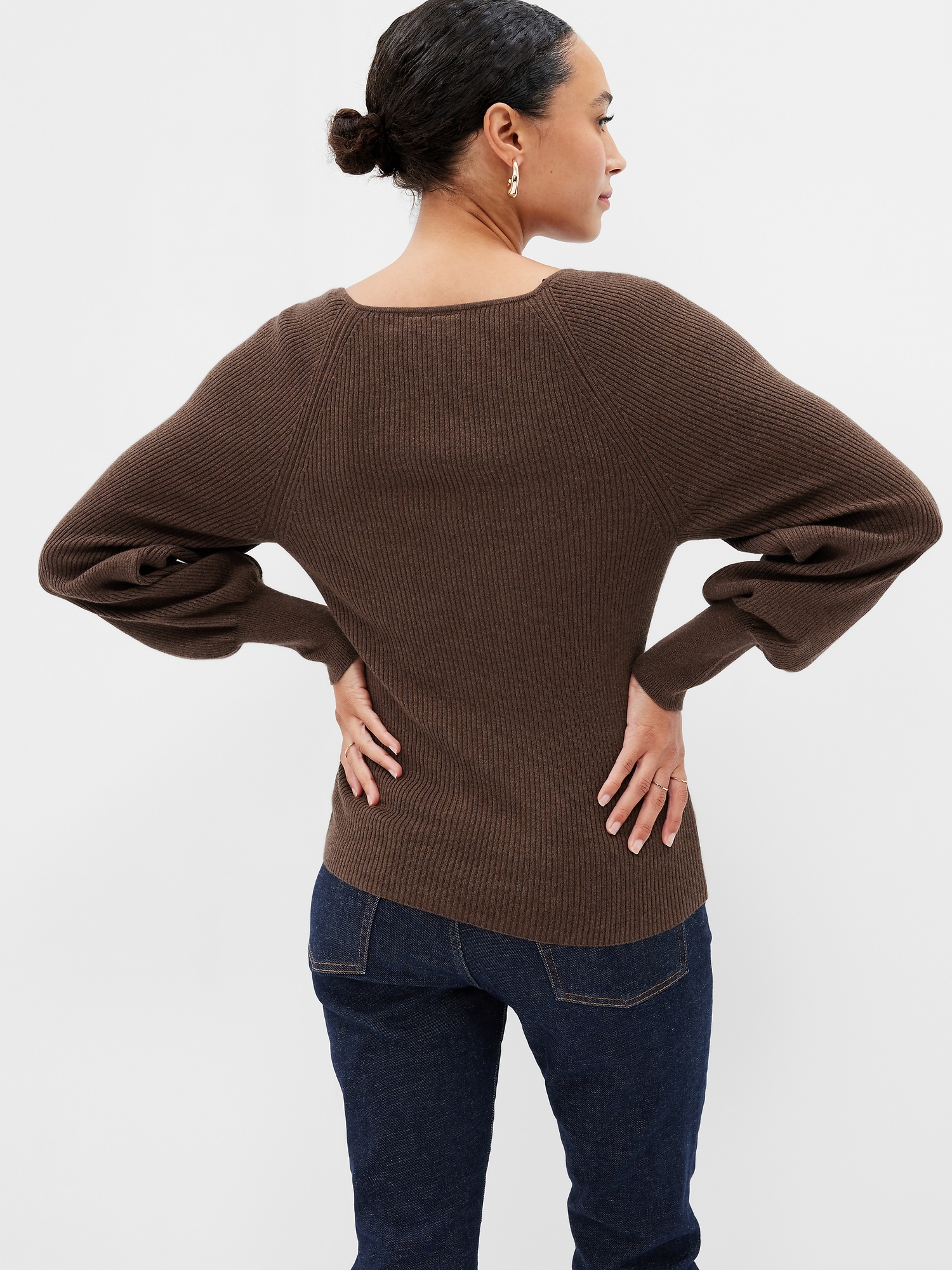 【the Barnnet】V-Neck Ribbed Knit Sweater the Barnnet】V-Neck Ribbed Knit Sweater - メルカリ