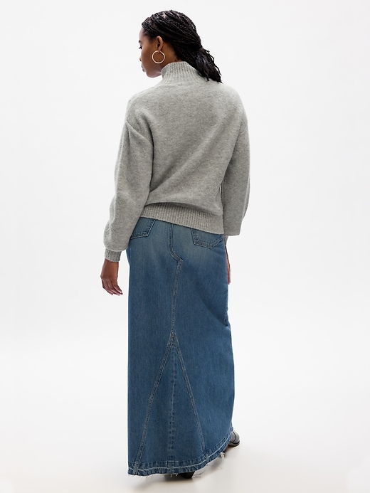 cozy cable knit sweater