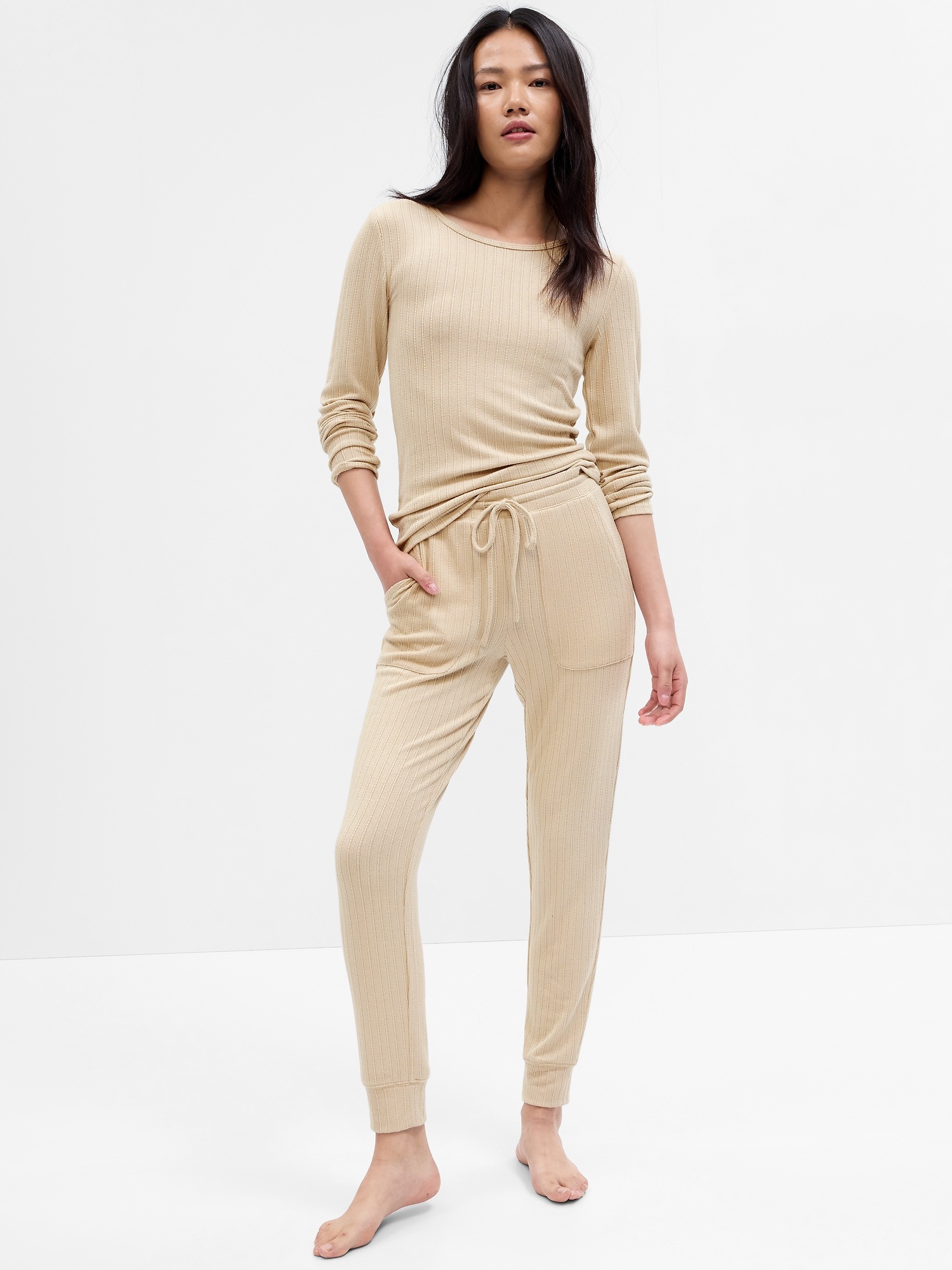 beige