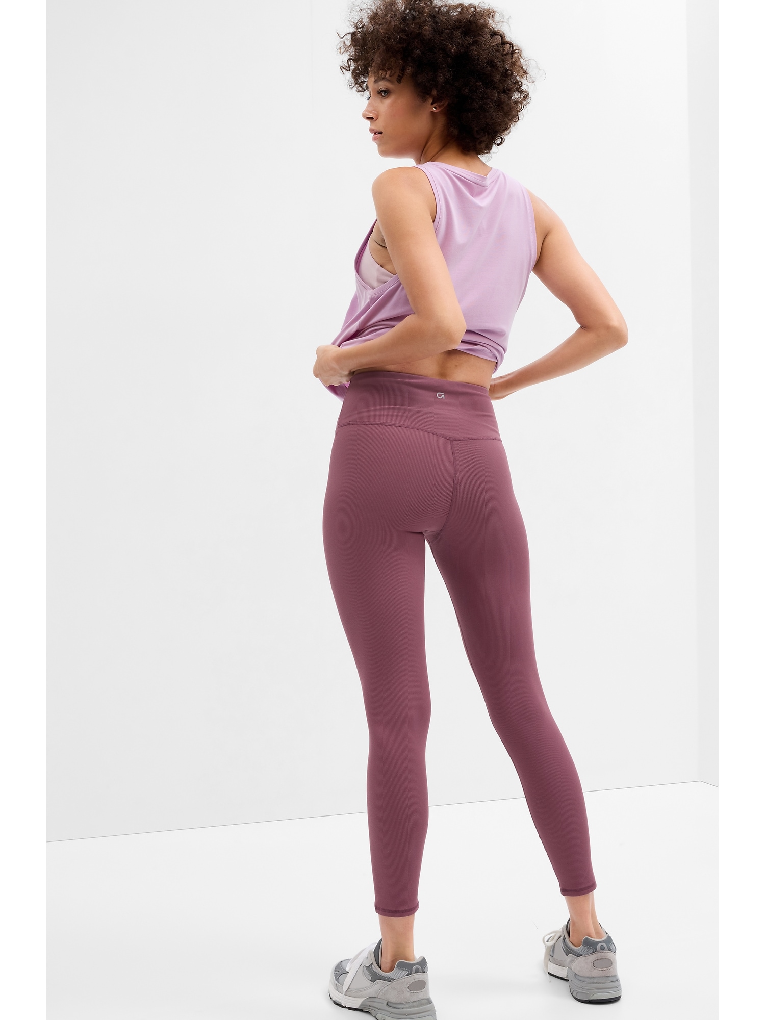 GapFit High Rise Studio Ribbed Leggings