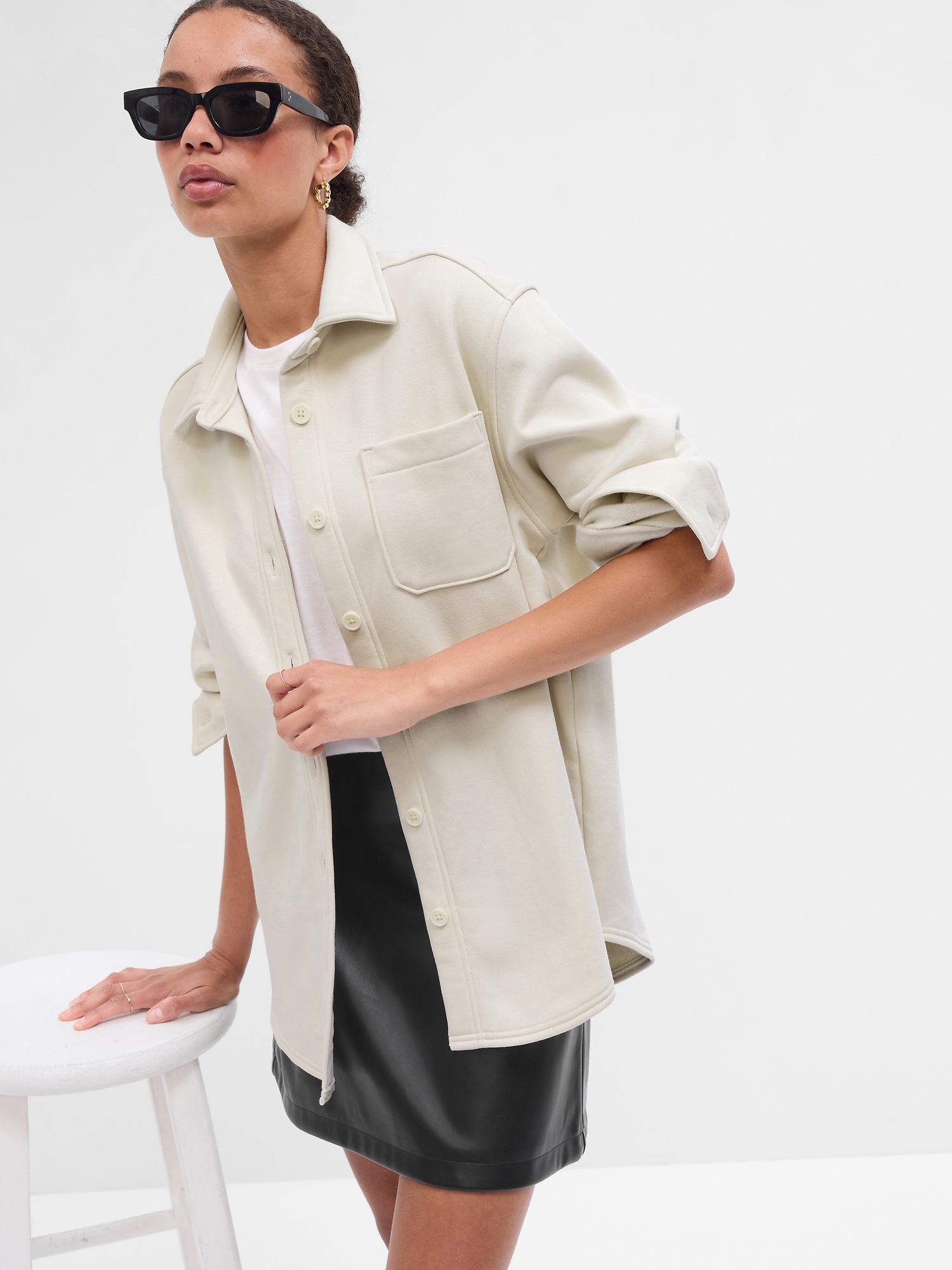 beige