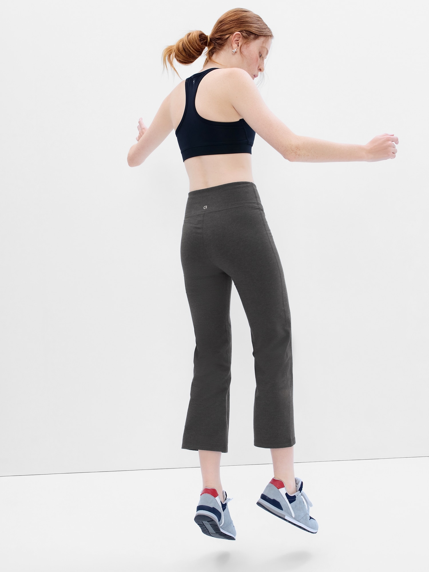 Mid Rise GapFit Flare Leggings