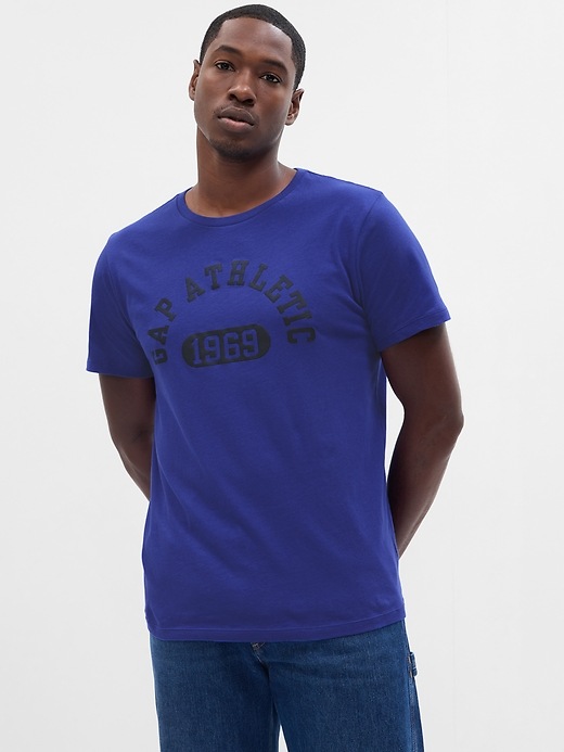 Image number 8 showing, Gap Graphic T-Shirt