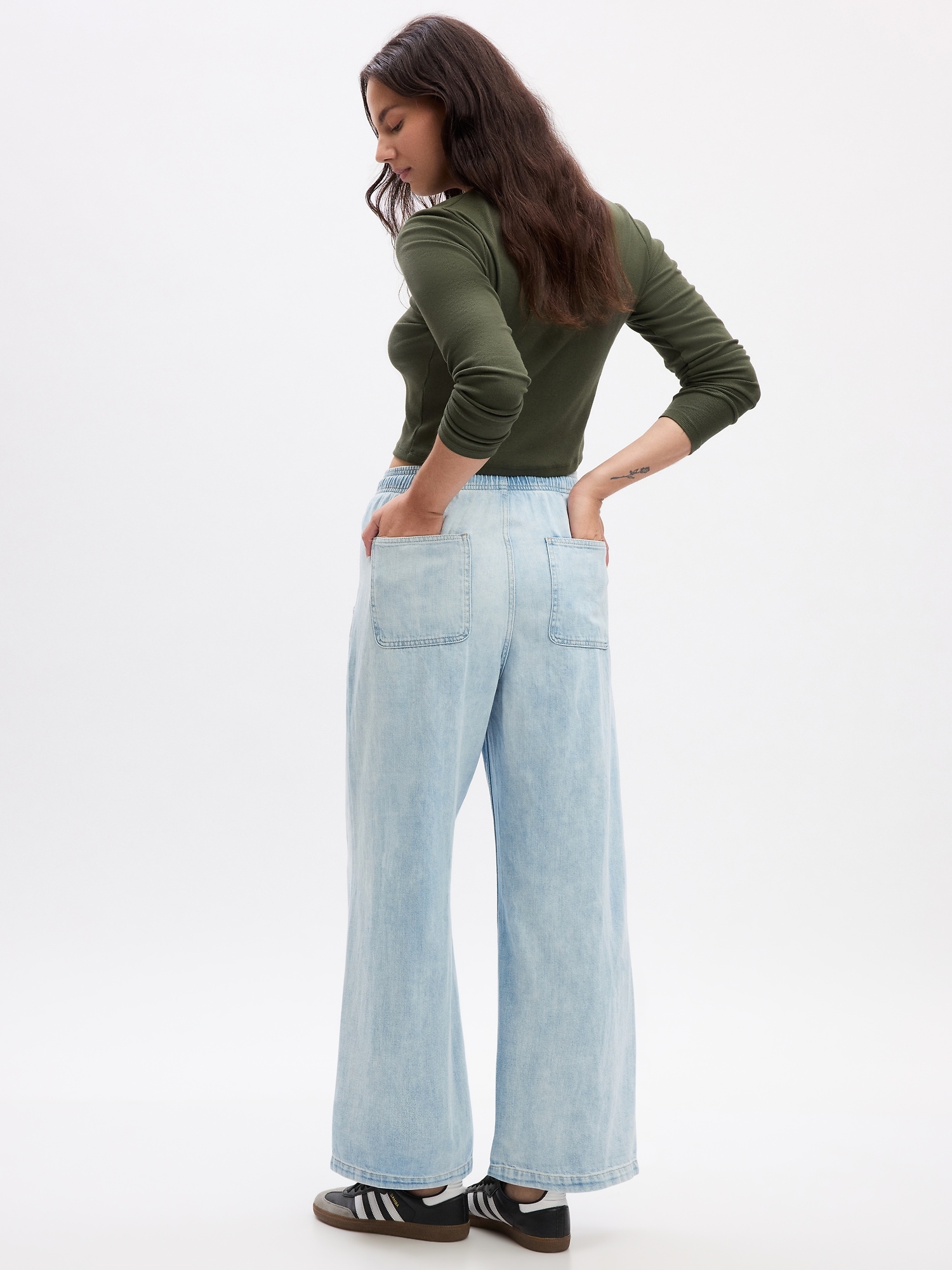 Wide-leg Pull-on Denim Pants