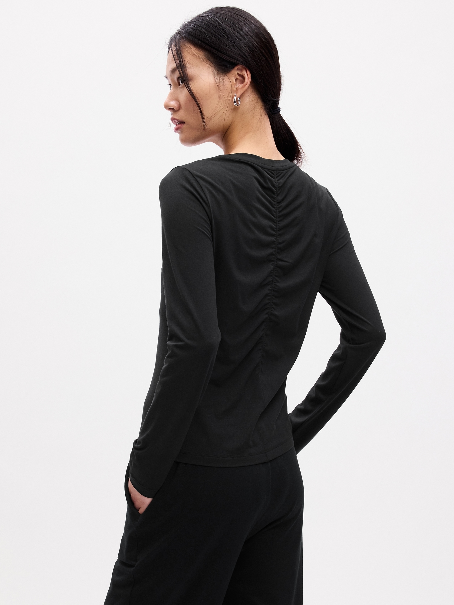 GapFit Fitted Ruched Top | Gap Factory
