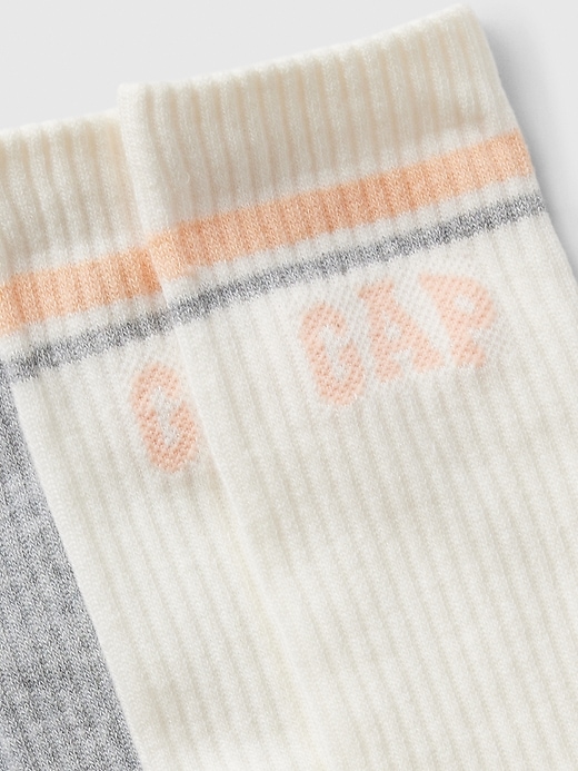 Image number 2 showing, Studio Crew Socks (2-Pack)