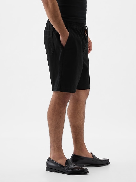 Image number 3 showing, 8" Essential Easy Shorts