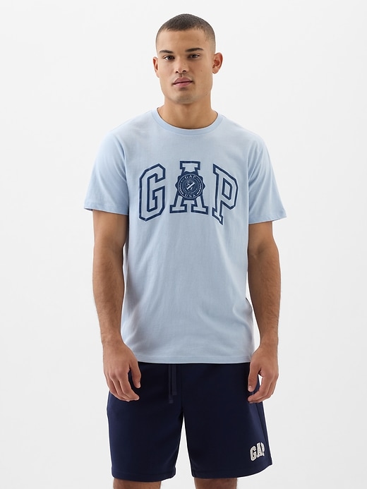 Image number 2 showing, Gap Graphic T-Shirt