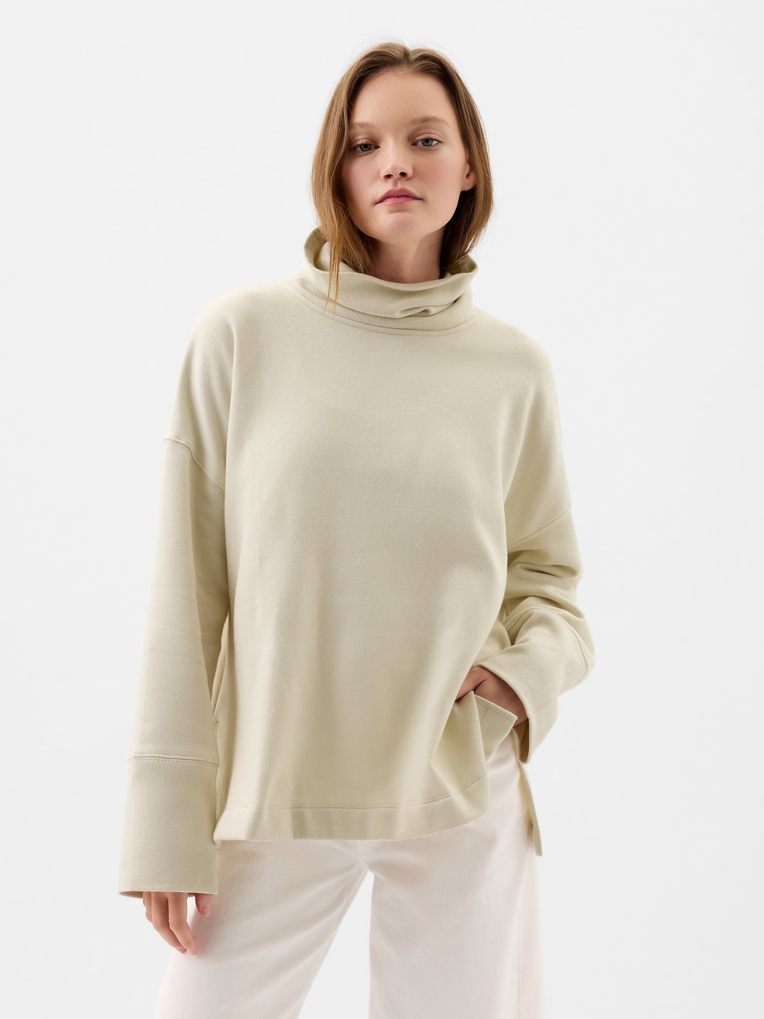 Oversized Mockneck Split-Hem Sweatshirt