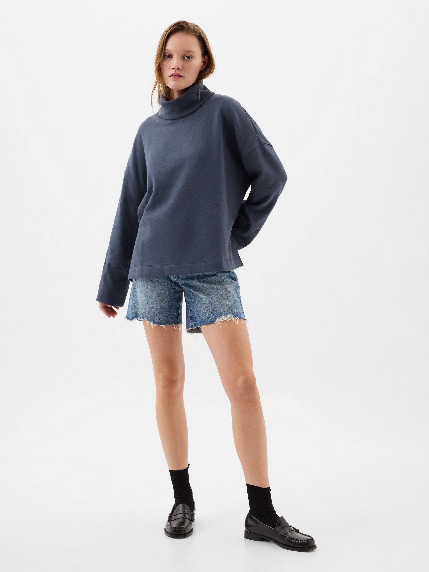 Oversized Mockneck Split-Hem Sweatshirt