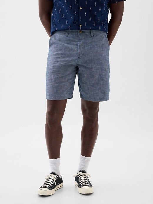 Image number 2 showing, 9" Essential Khaki Shorts