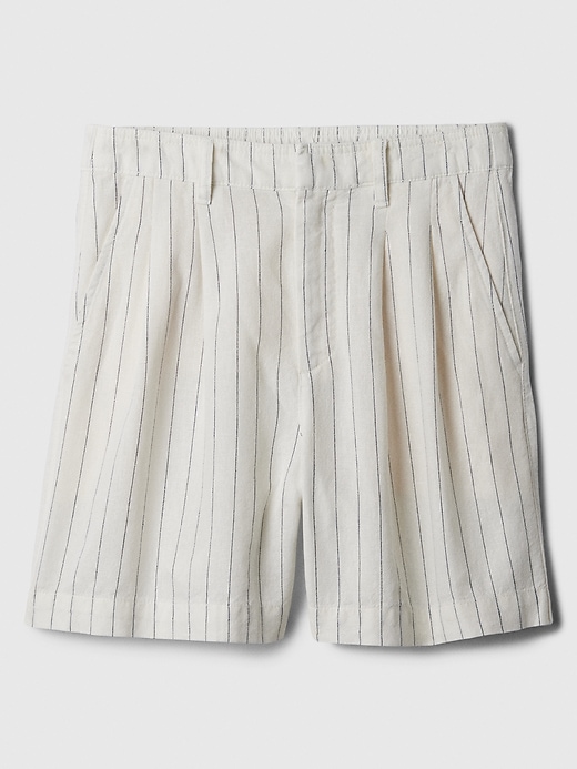 Image number 10 showing, 5" High Rise Linen-Blend Pleated Shorts