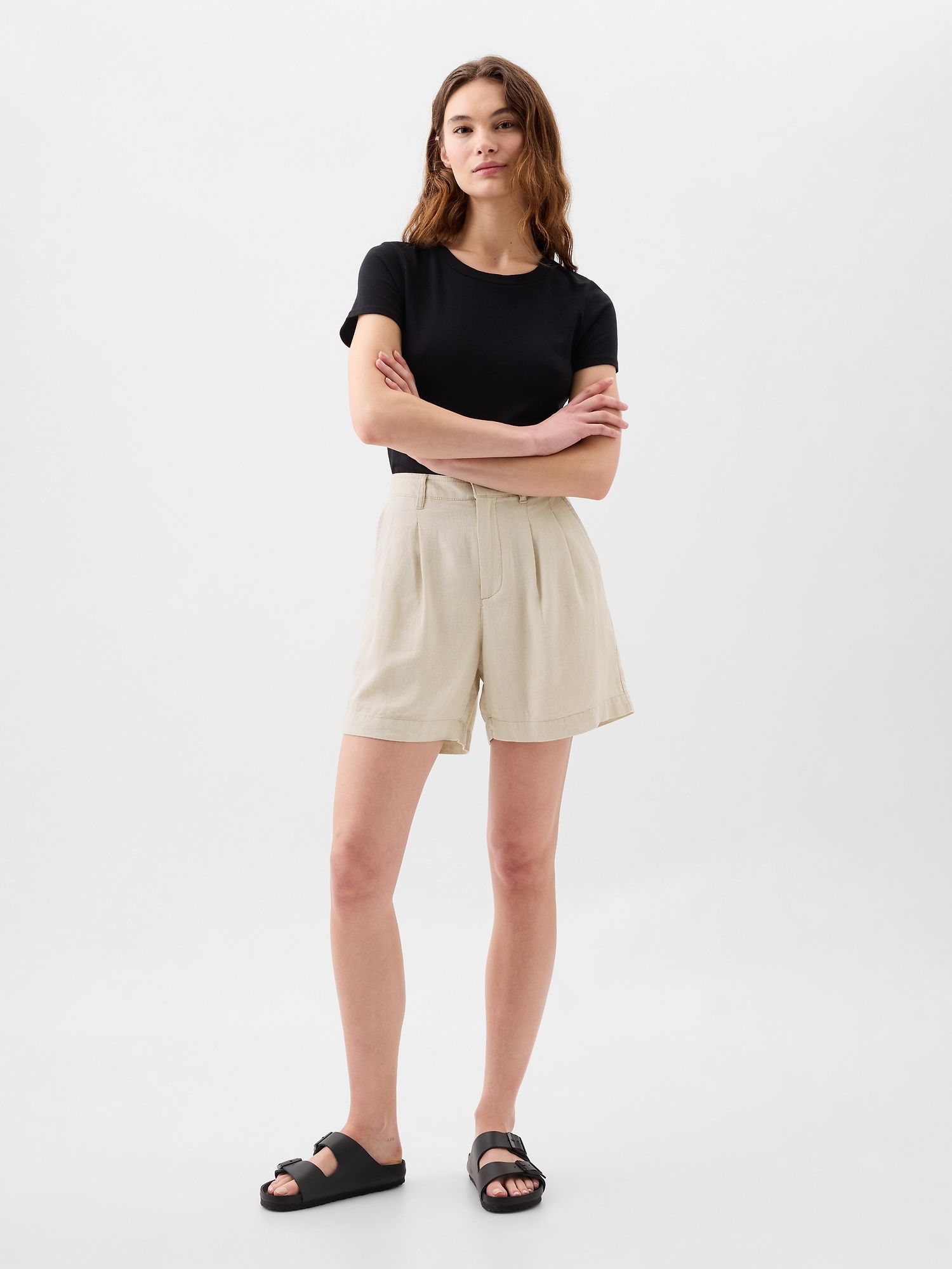 5 High Rise Linen-Blend Pleated Shorts