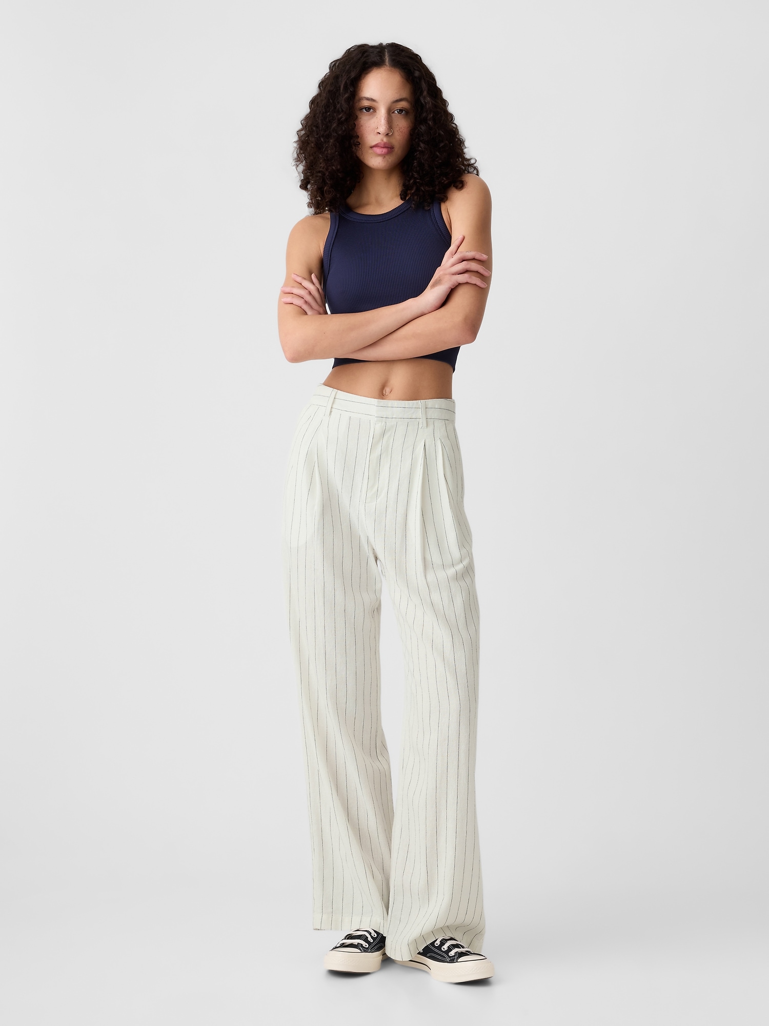 Bedrock of Linen Pleat Crop Camisole White