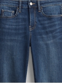 Mid Rise Classic Straight Jeans