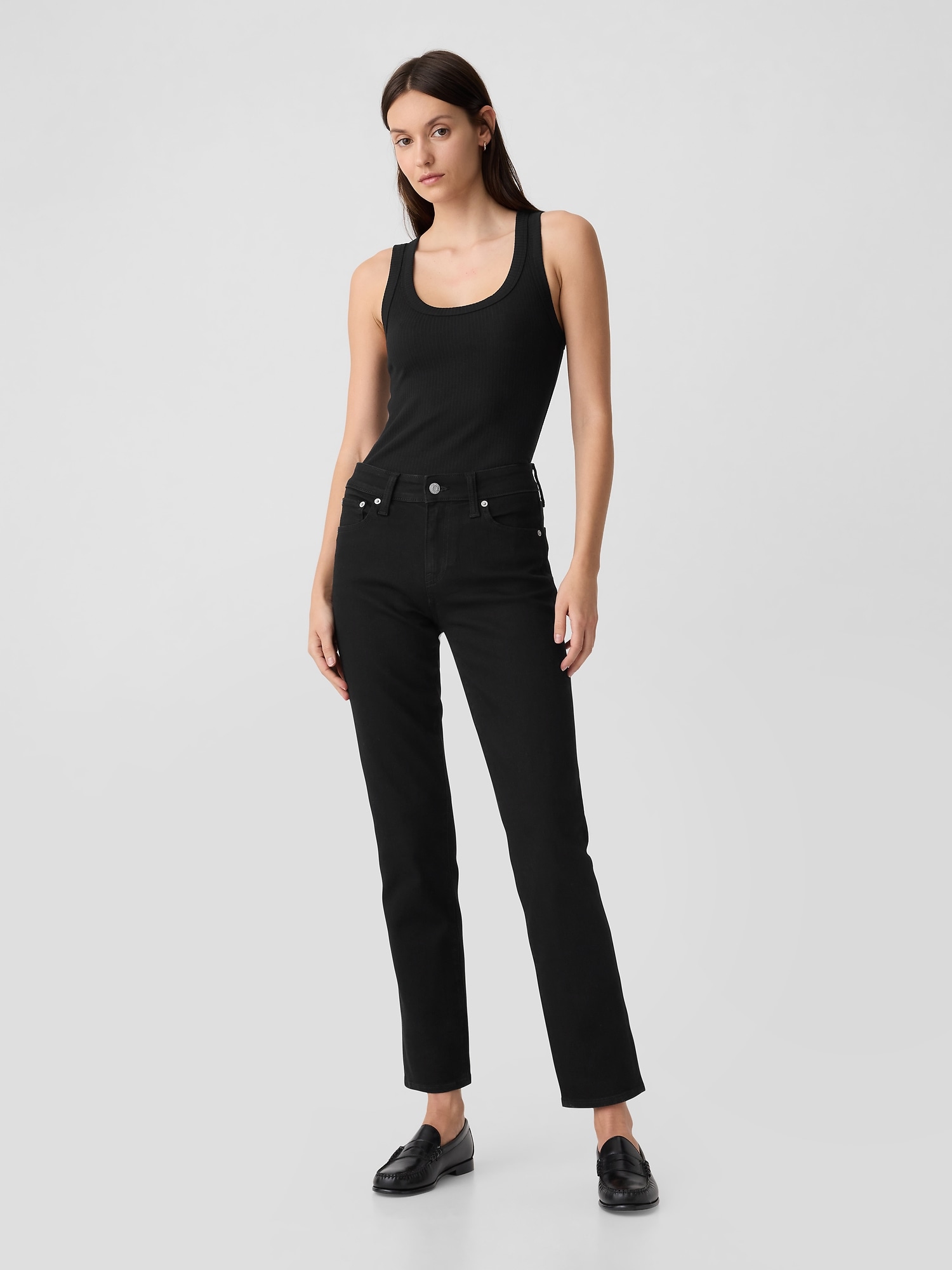 Mid Rise Classic Straight Jeans