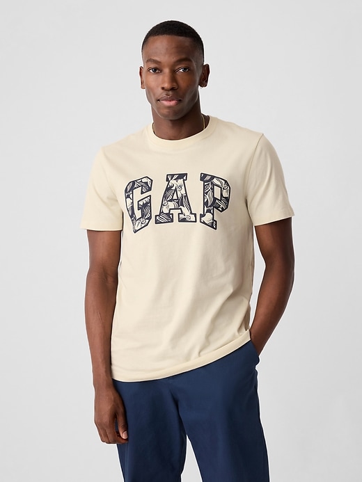 Image number 5 showing, Gap Logo T-Shirt