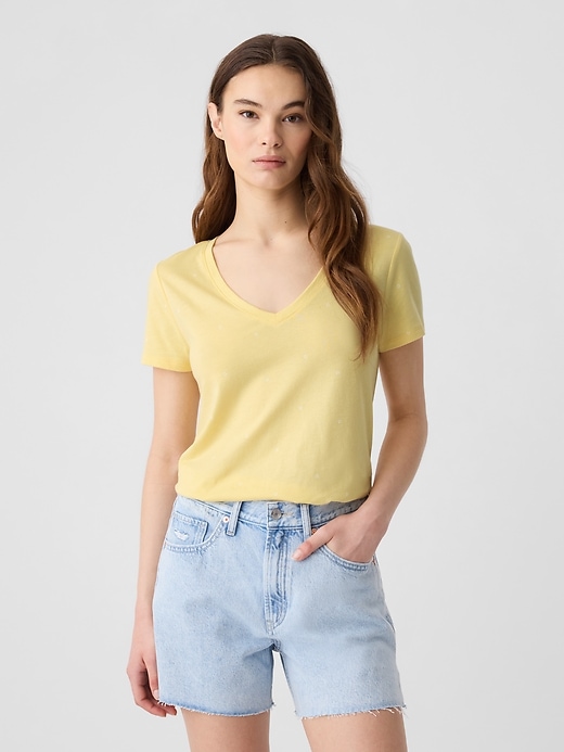 Image number 1 showing, Favorite V-Neck T-Shirt