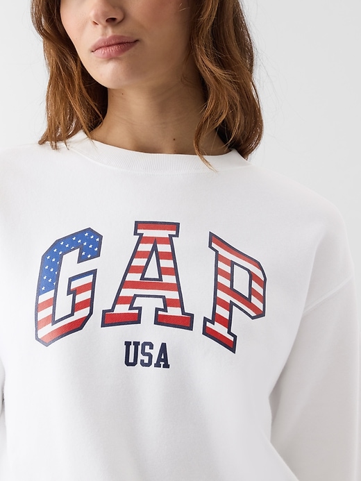 Image number 4 showing, Gap Logo Sweatshirt
