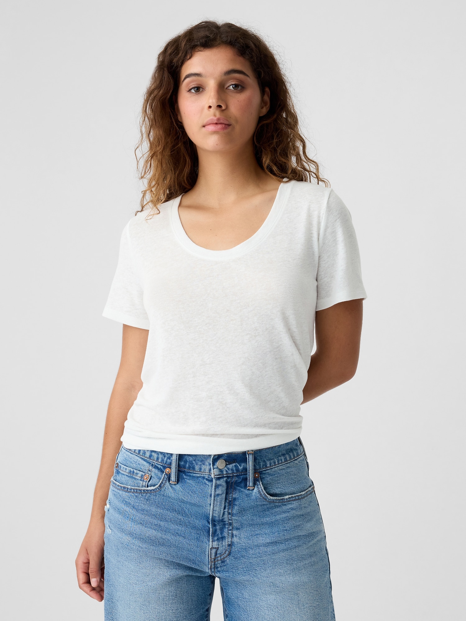 Relaxed Linen-Blend Scoopneck T-Shirt