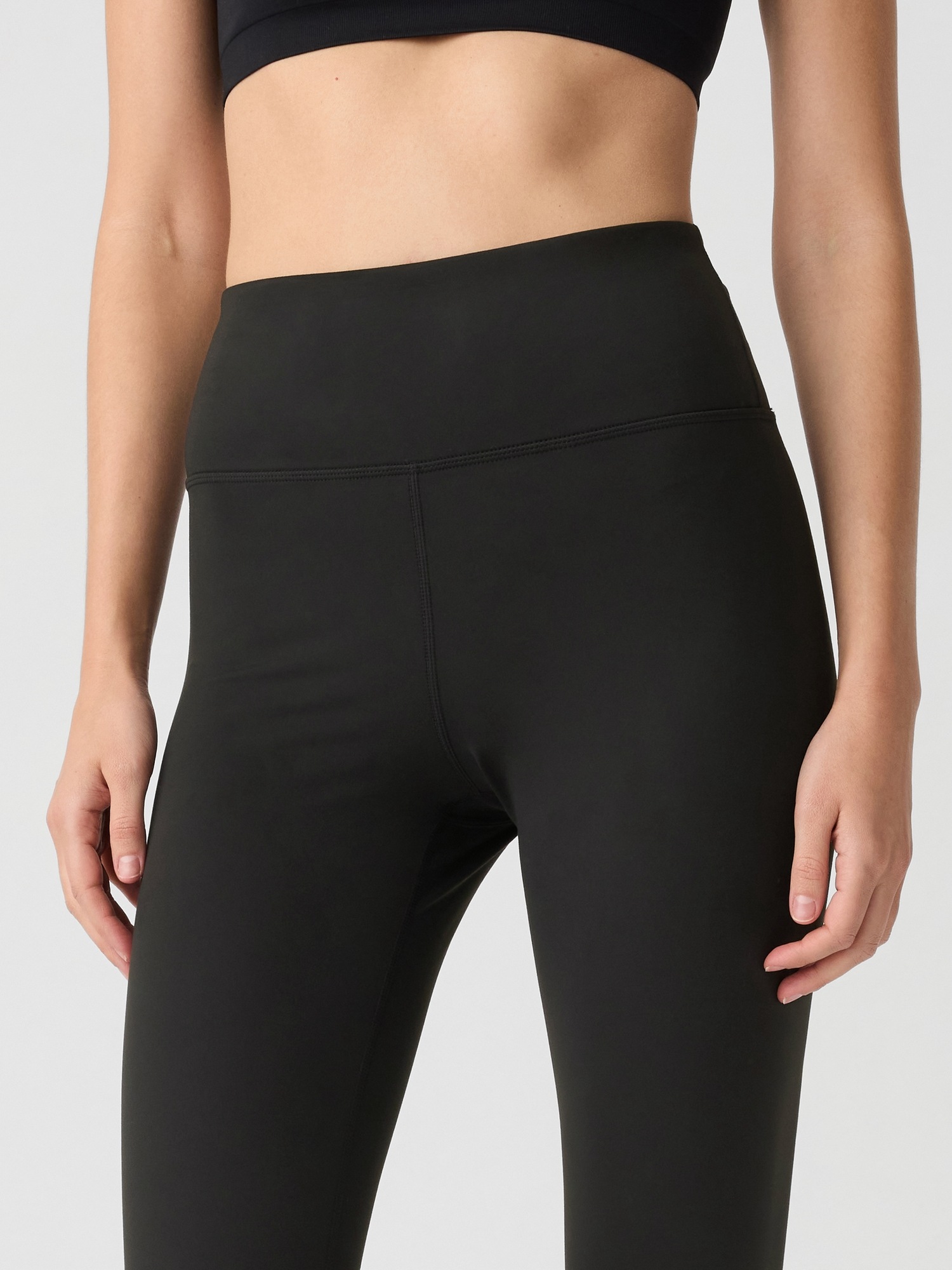 GapFit Sky High Rise Brushed Jersey V-Front Leggings