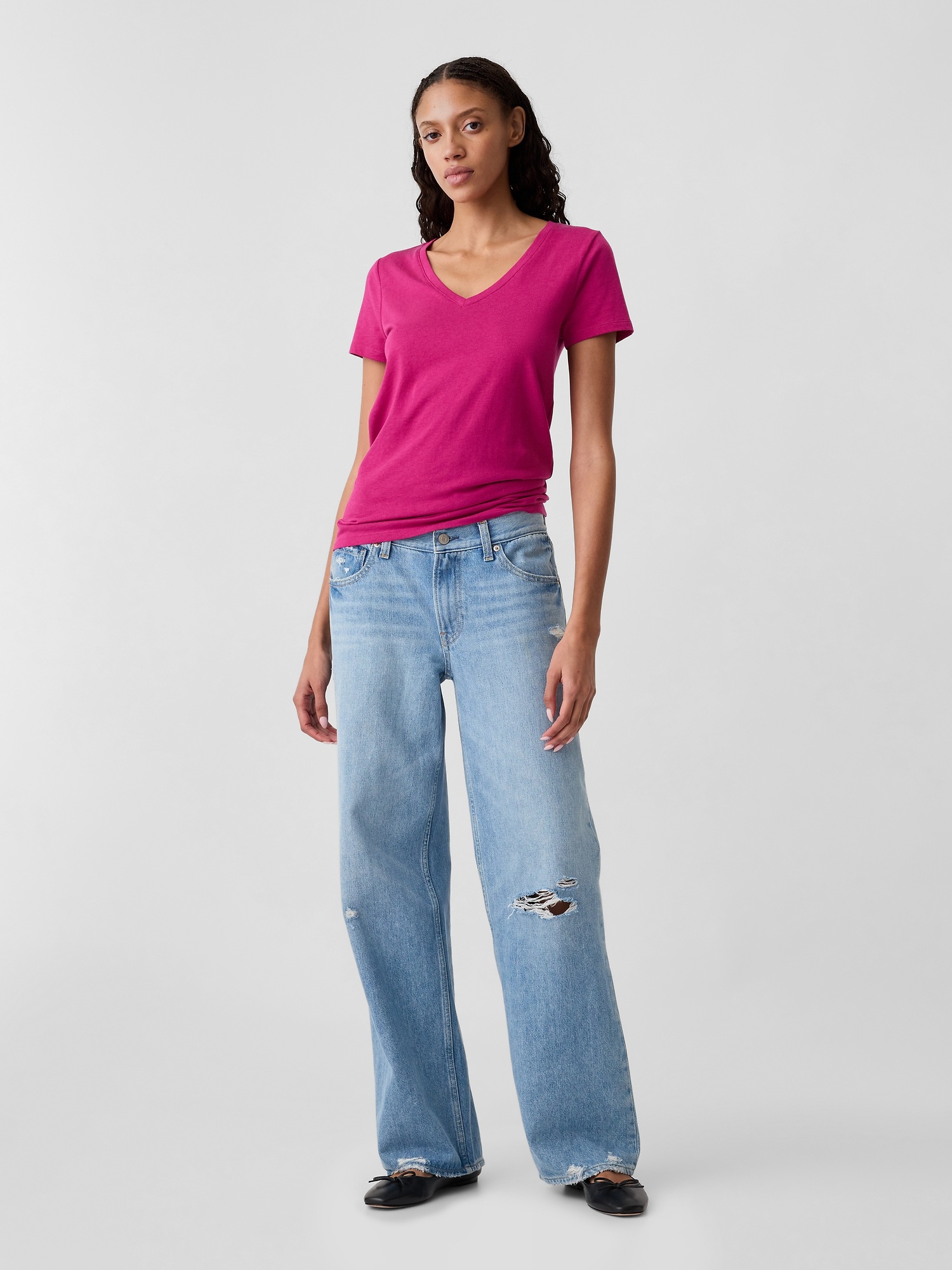 Favorite V-Neck T-Shirt | Gap Factory