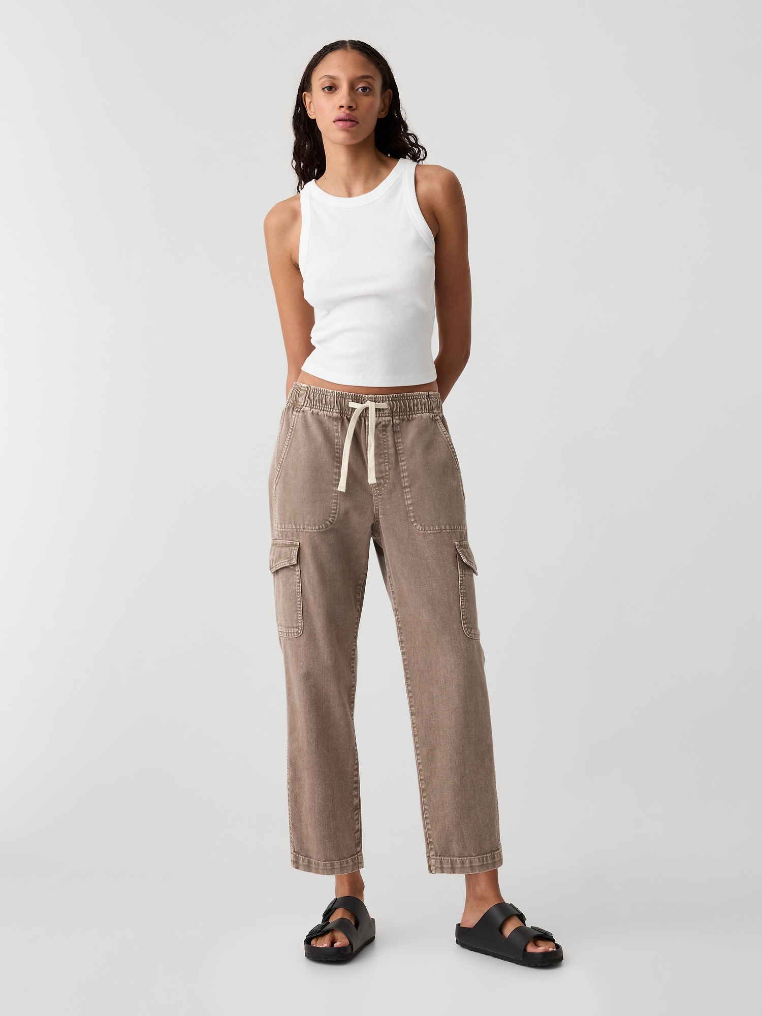 Mid Rise Easy Cargo Jeans