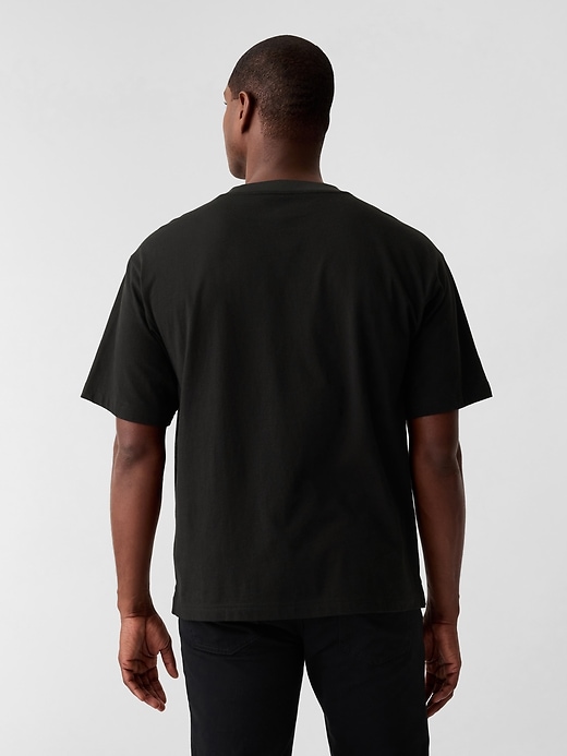 Image number 2 showing, Everyday Soft Oversized Pocket T-Shirt