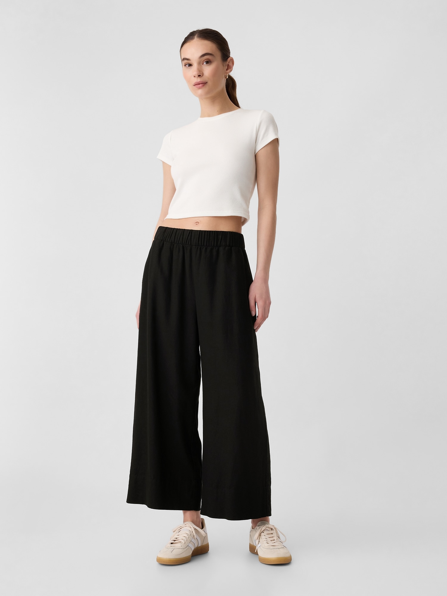 Mid Rise Wide Leg Crop Pull-On Pants | Gap Factory