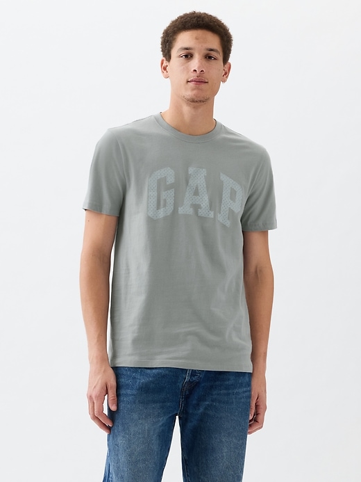 Image number 1 showing, Everyday Soft Gap Logo T-Shirt