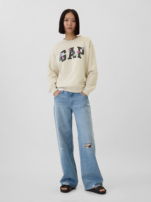 Image number 3 showing, Gap Logo Sweatshirt