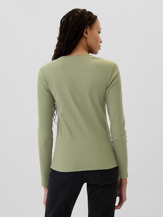Ribbed Henley T-Shirt | Gap Factory Ribbed Henley T-Shirt | Gap Factory