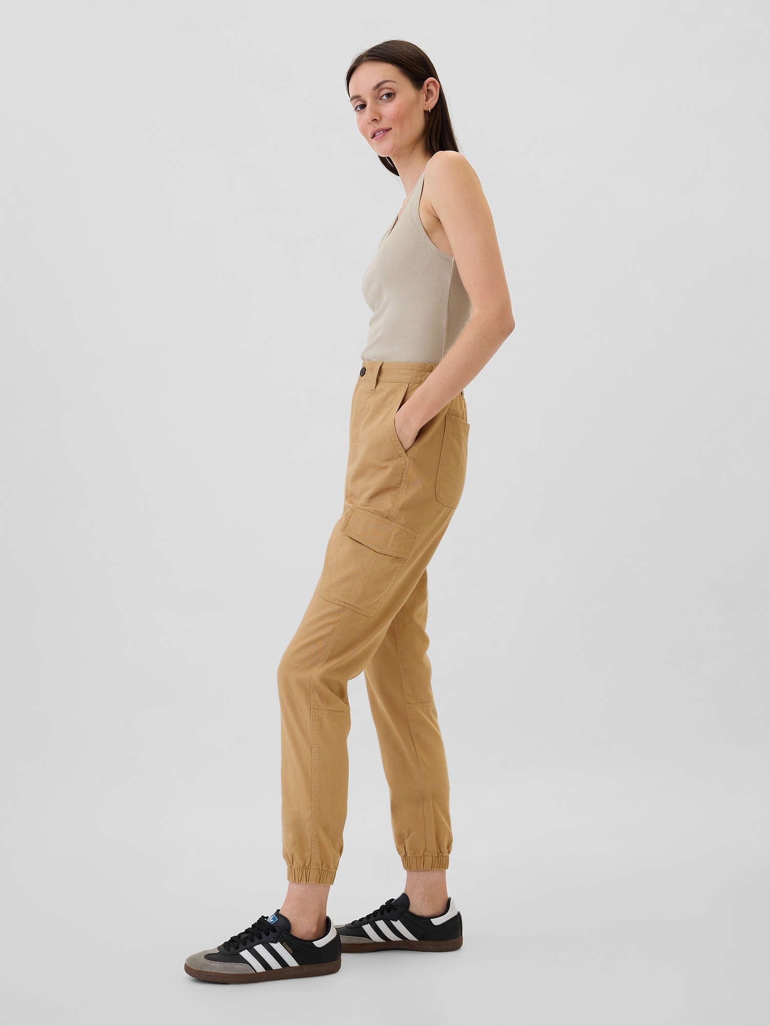 GY483 ★ シーガー Sigr RIKSVG 92 CARGO WOMAN ビブショーツ S GY483 ☆ シーガー Sigr RIKSVG 92 CARGO WOMAN ビブショーツ S