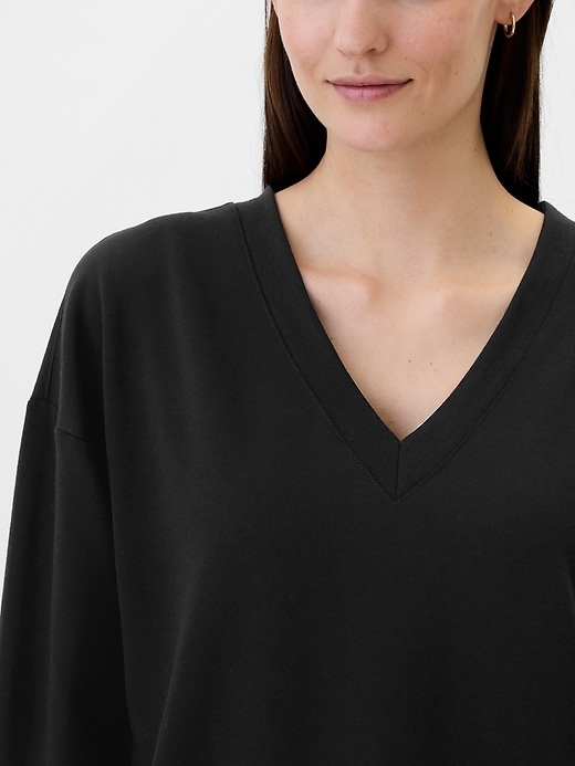 Image number 4 showing, Relaxed Cloudlite V-Neck Tunic Sweatshirt
