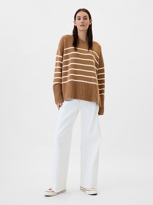 Image number 3 showing, Oversized 24/7 Split-Hem Crewneck Sweater