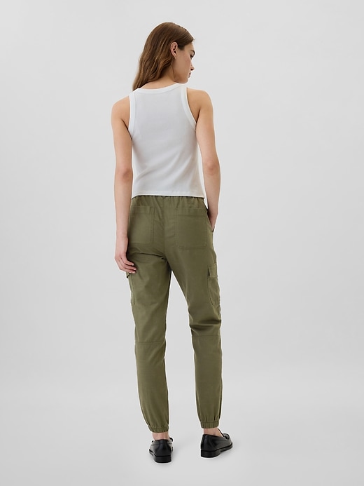 Girlfriend Khaki Cargo Joggers | Gap Factory