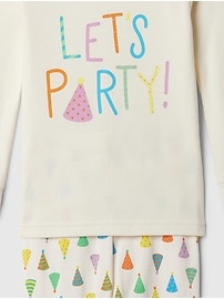 babyGap 100% Organic Cotton V-Day Brannan Bear PJ Set