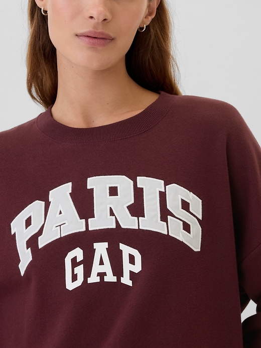 Image number 4 showing, Oversized Gap Graphic Sweatshirt