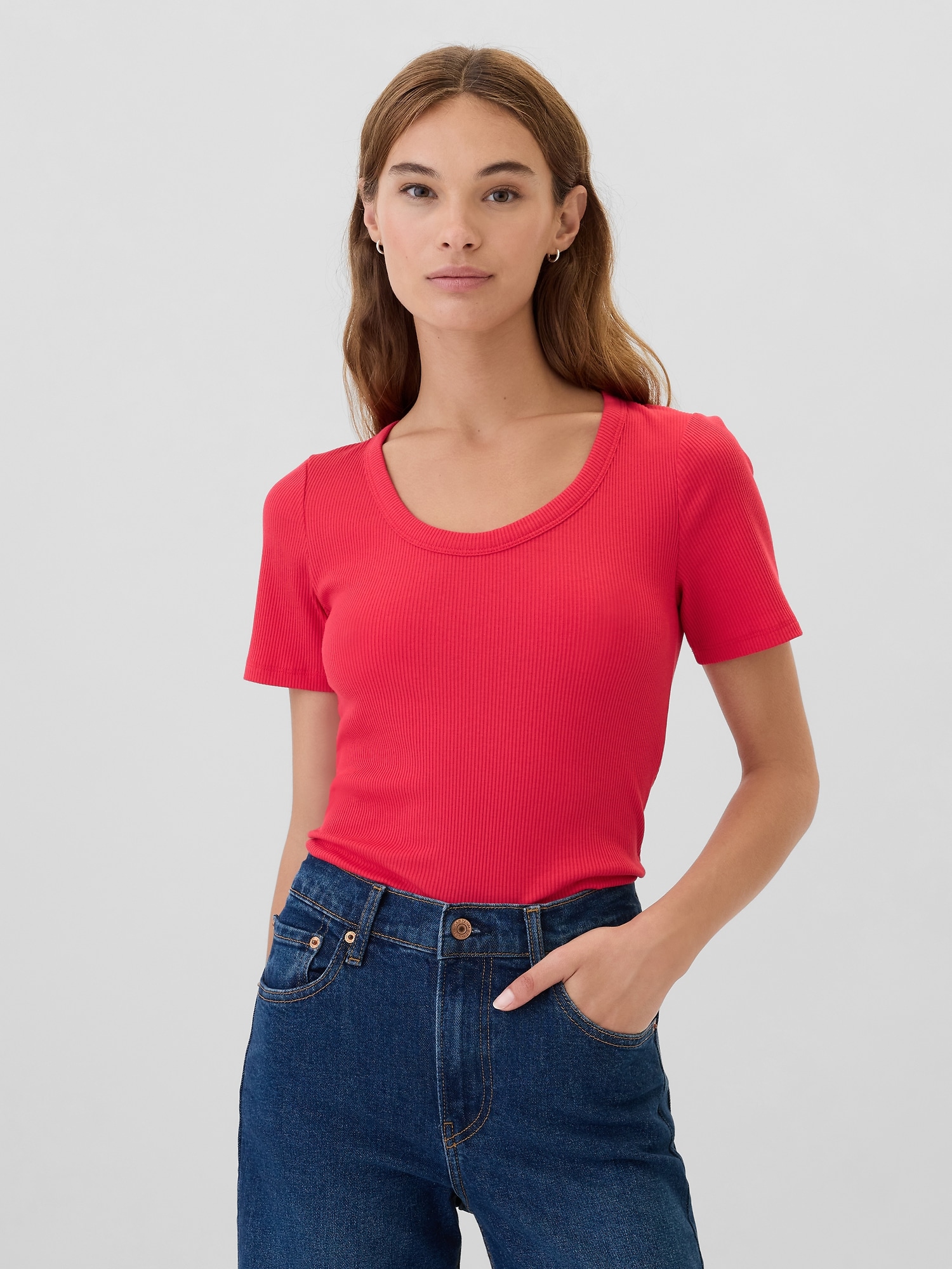 Ribbed Scoopneck T-Shirt
