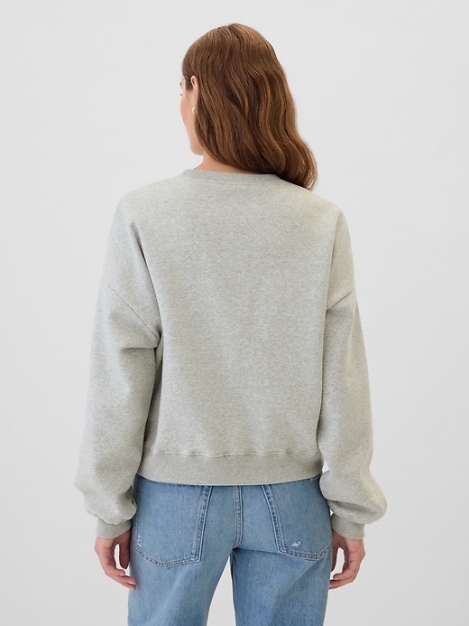 Image number 2 showing, Oversized Gap Graphic Sweatshirt