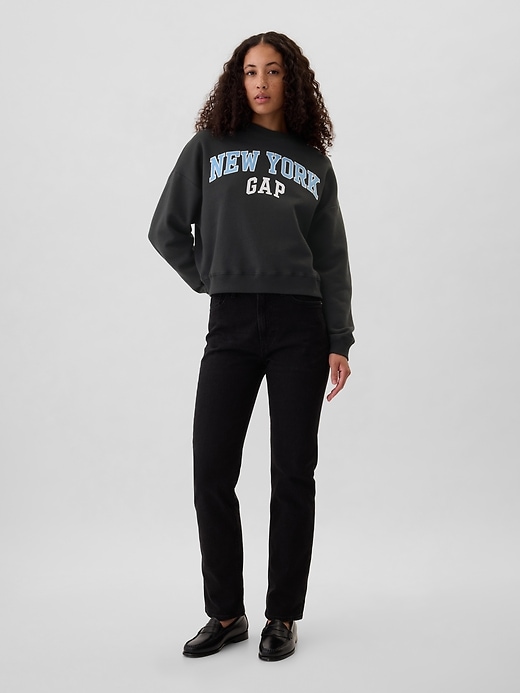 Image number 3 showing, Oversized Gap Graphic Sweatshirt