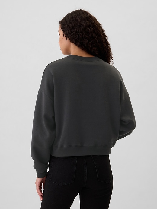 Image number 2 showing, Oversized Gap Graphic Sweatshirt