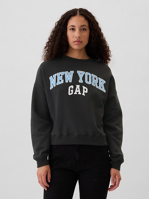 Image number 1 showing, Oversized Gap Graphic Sweatshirt