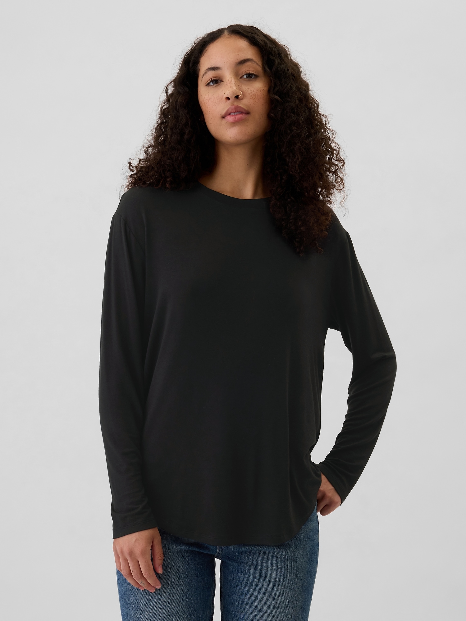 Relaxed Luxe Crewneck T-Shirt | Gap Factory