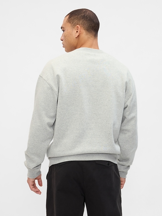 Image number 2 showing, Relaxed Gap Logo Graphic Sweatshirt