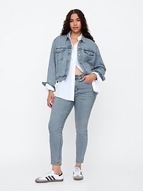 Mid Rise Universal Legging Jeans