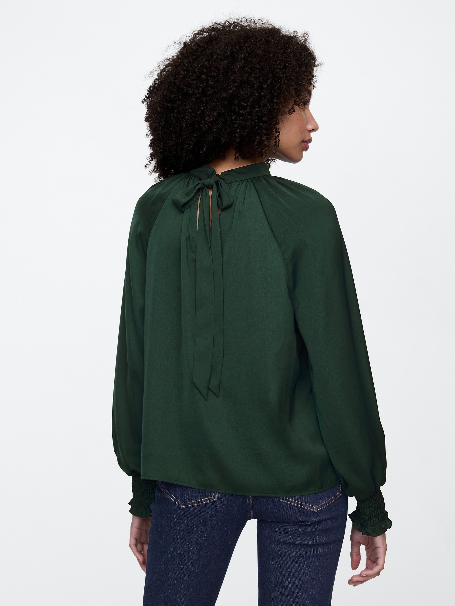 Chieclat　　シルキー Chieclat シルキー Relaxed Satin Collared Halter Top | Gap