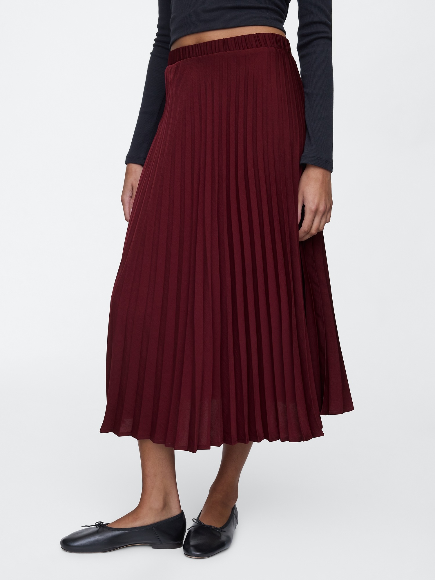 Short metallic pleated skirt hotsell