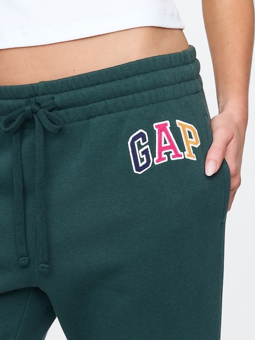 Image number 4 showing, Gap Logo Straight Sweatpants