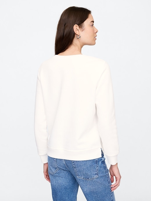 Image number 2 showing, Relaxed Gap Logo Sweatshirt